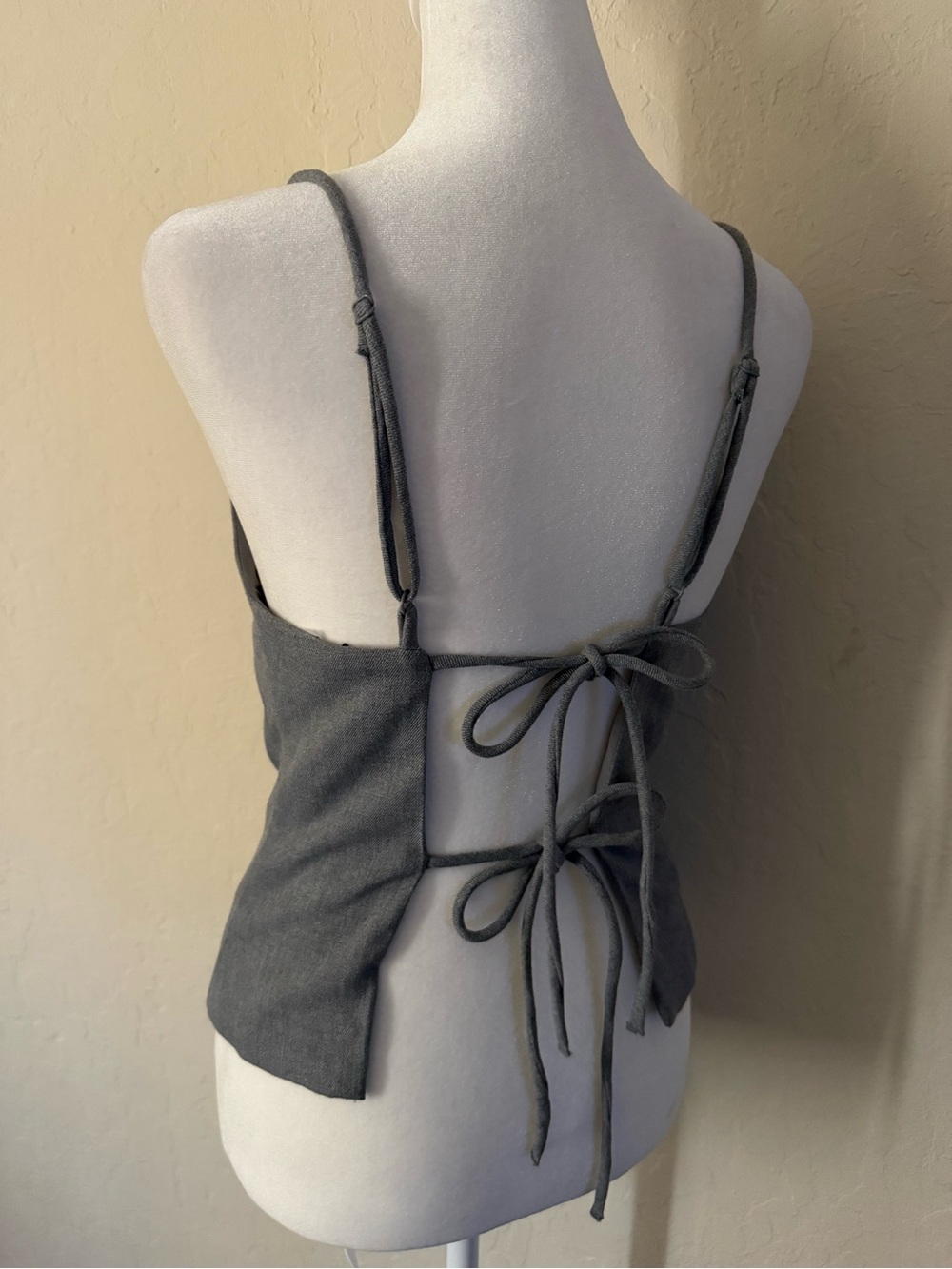 H&M open back tank top